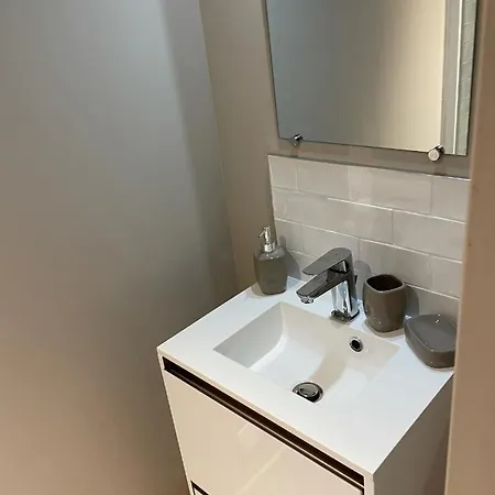Logements équipés à Onnaing avec espace Balneo en OPTION proche Toyota, autoroute et Valenciennes Extérieur photo