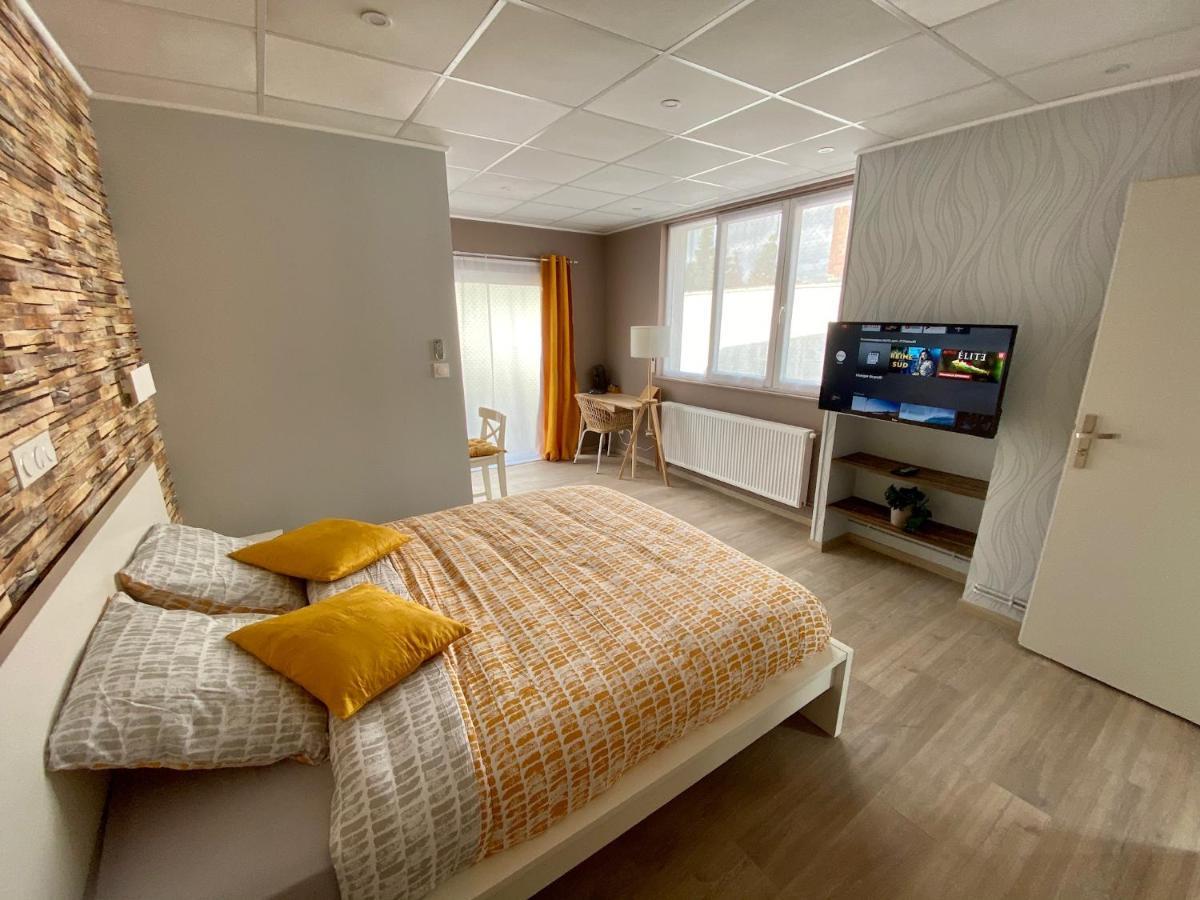 équipés à Avec Espace Balneo En Option Proche Toyota, Autoroute Et Valenciennes Apartamento